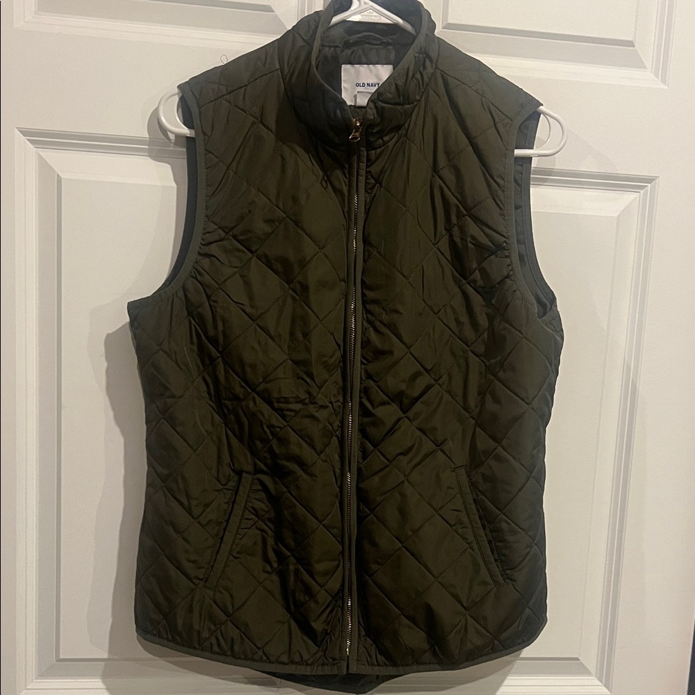 Old Navy Olive Quilted Women's Vest